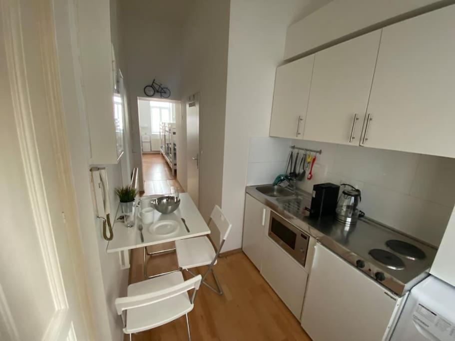 Apartmán Cozy Appartm With + Airport/City Center Connection Vídeň Exteriér fotografie